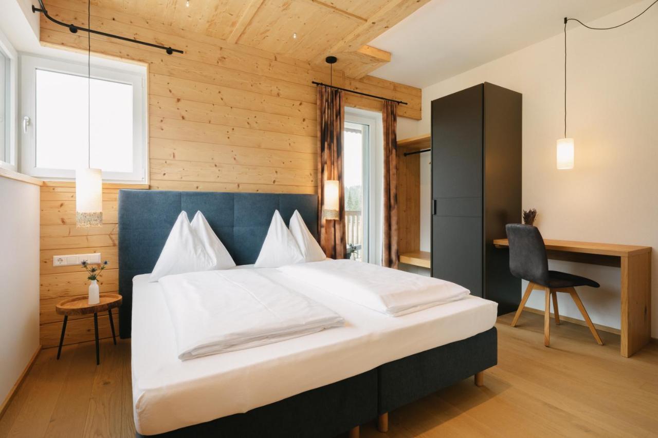 Chalet Village By Apart4You Ramsau am Dachstein Bagian luar foto